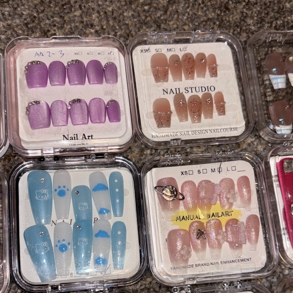 Assorted Press-On Nail Set Collection - Multi Color - Picture 5 of 14